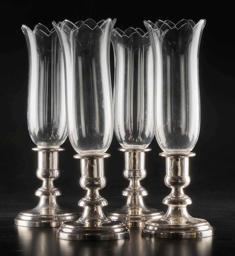 Quattro grandi candelieri<BR>Francia, Manifattura Baccarat e Cristofle, XX secolo<BR>  - Asta L'Art de la Table - Cambi Casa d'Aste