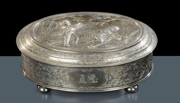 Scatola circolare in argento, Londra XIX secolo