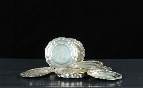 Dodici piatti in argento di gusto barocco, XX secolo