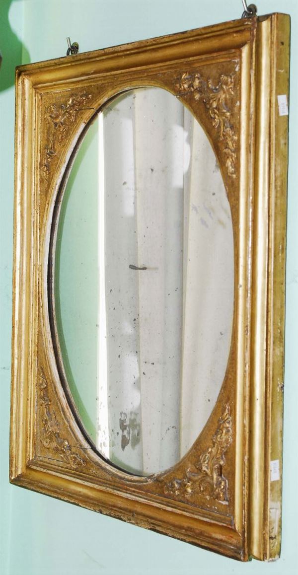 Cornice rettangolare in legno intagliato e dorato con specchio ovale, Italia XIX secolo
